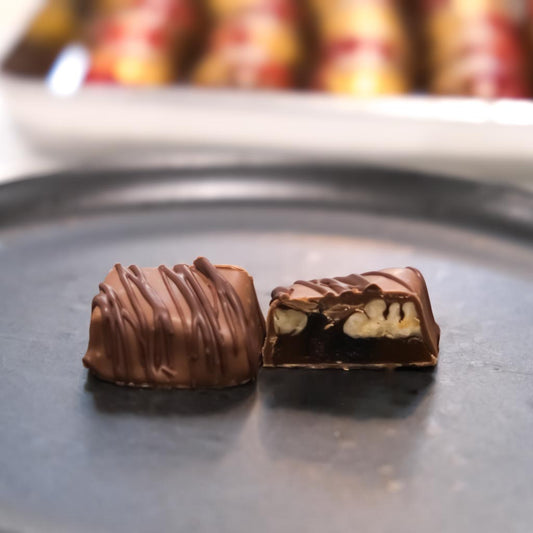 Pecan Dates Caramel Chews